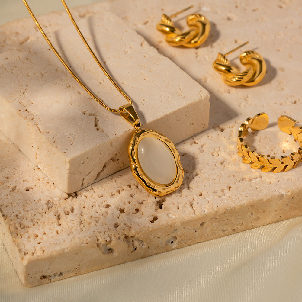 Aura Natural Stone Pendant Necklace – 18K Gold Plated Stainless Steel