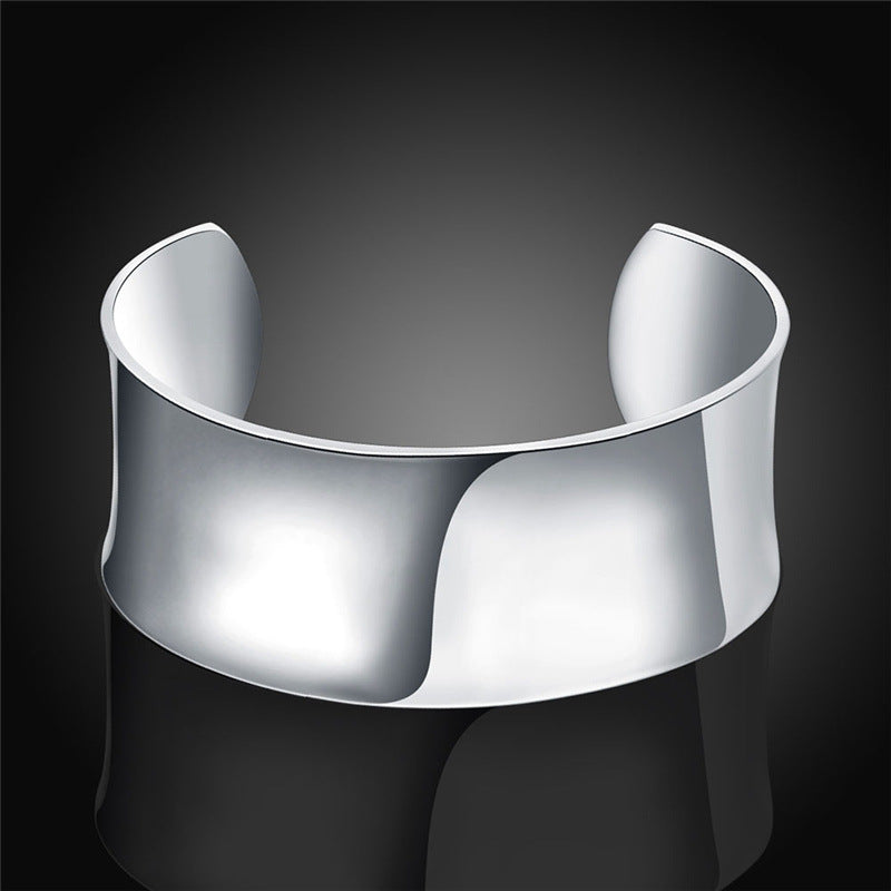 Minimalist Curved Bar Bracelet