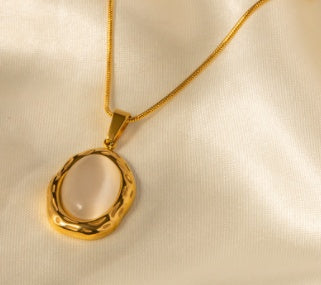 Aura Natural Stone Pendant Necklace – 18K Gold Plated Stainless Steel