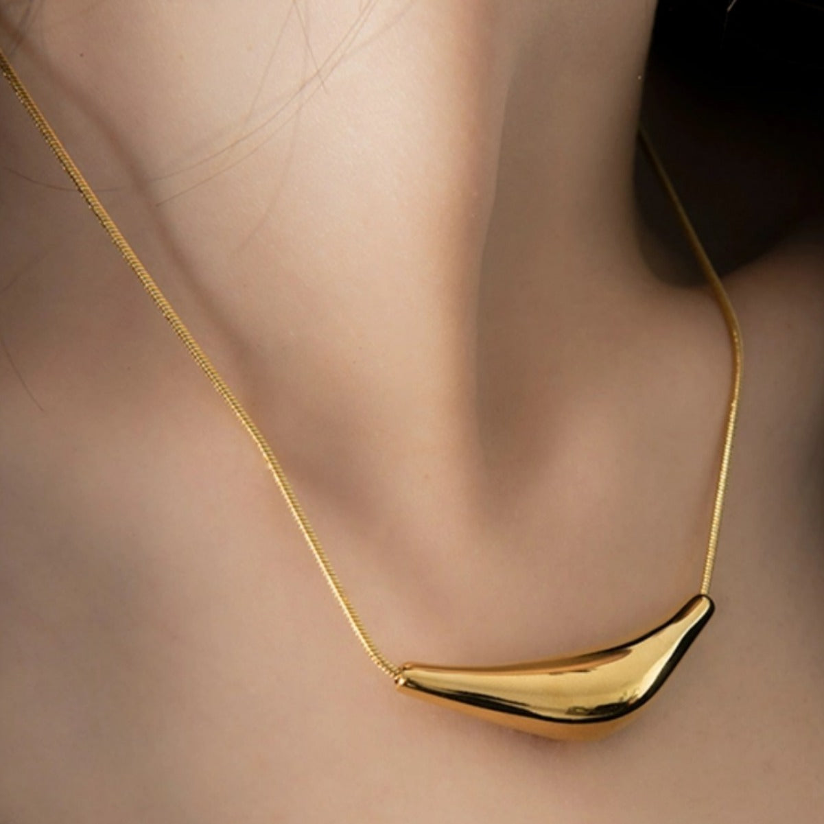 Bold Minimalist Silver Bangle